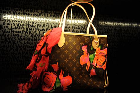 borse louis vuitton fuori produzione|Dalla Speedy all'Alma: la storia delle borse Louis Vuitton.